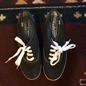 Black Keds, like new!